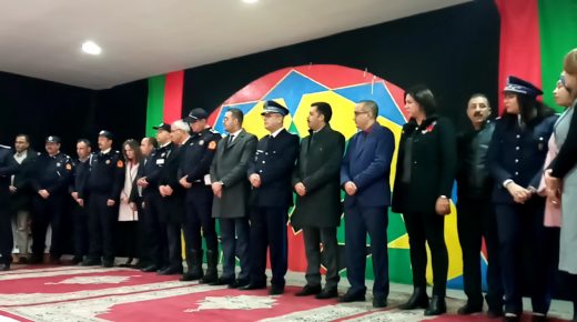لاول مرة .. موظفي أمن وجدة في دورة تكوينية لتعلم لغة الإشارة‎