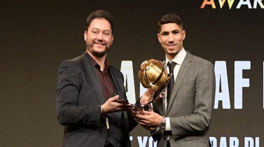 حكيمي أفضل لاعب عربي شاب في دبي جلوب سوكر