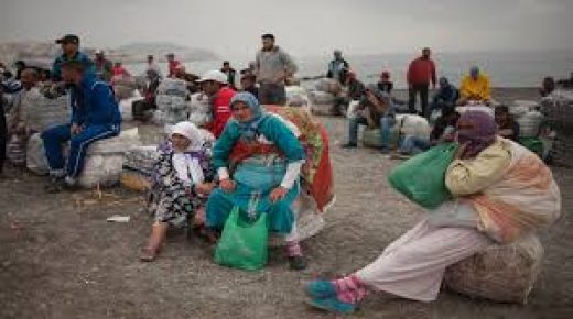 سلطات سبتة تغلق معبر التهريب المعيشي في وجة التهريب المغربي