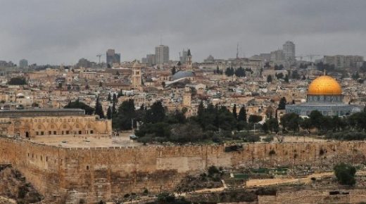 المؤتمر يحذر من الخضوع للإملاءات الأمريكية ضد فلسطين ولصالح الإرهاب الصهيوني