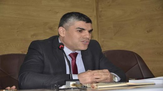 المدير الجهوي لقطاع الثقافة بوجدة يتدارس مشاكل الفنانين مع النقابات