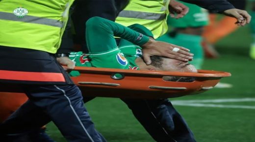 سوء الحظ يلاحق بنحليب ويخرجه من الملعب باكيا