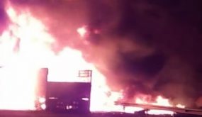 … مصرع سائق شاحنة لنقل الوقود وإصابة آخرين في حادثة سير مميتة بين مراكش والجديدة