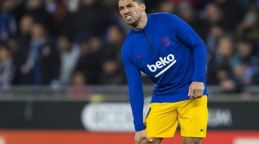 لويس سواريز سيجري عملية جراحية قد تبعده عن الملاعب لشهرين