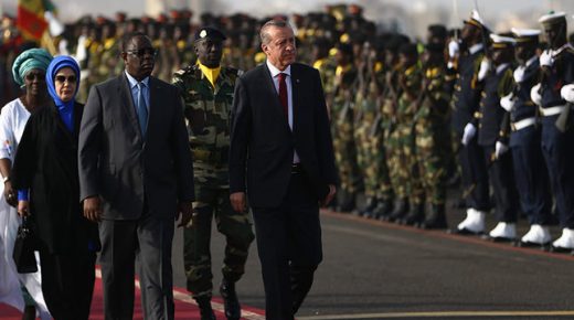 CUMHURBASKANI RECEP TAYYIP ERDOGAN, OZEL UCAK "TUR" ILE TSI 11.15'TE SENEGAL'IN BASKENTI DAKAR'A GELDI. ERDOGAN, SENEGAL CUMHURBASKANI MACKY SALL TARAFINDAN DAKAR HAVAALANINDA RESMI TORENLE KARSILANDI. ( KAYHAN OZER - ANADOLU AJANSI )