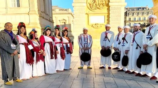 ‘حريك’ 4 أعضاء من فرقة أحيدوس بفرنسا