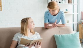 المكتسبات الخمس حين يبتعد المراهق عن استخدام الهاتف الذكي