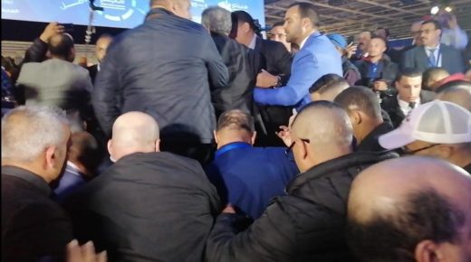 فوضى في افتتاح مؤتمر “البام” وبنشماس محرج أمام الضيوف الأجانب (صور)