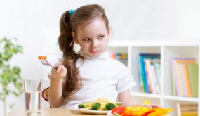 6 حقائق قاسية إزاء طفلك الذي يرفض الطعام