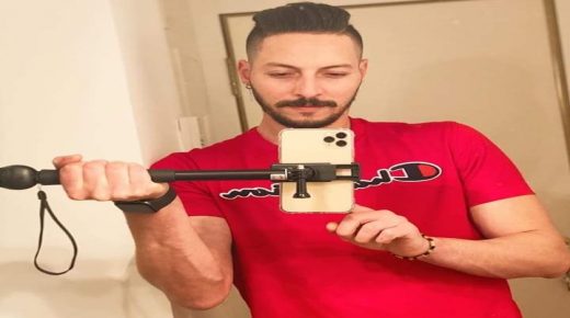 من المسرح إلى الكوميديا مرورا بالتمثيل في الأفلام مراحل ناجحة مر منها رضى العلوي للبزوغ في سماء الفن