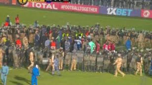الكاف تنتصر للحكم المغربي جيد وتفرض عقوبات على ‎الهلال السوداني