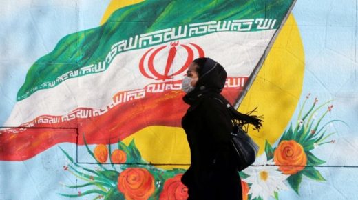 “كورونا” يعزل ايران عن العالم