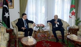 ليبيا تلغي زيارة وزير الخارجية الجزائري في اخر لحظة