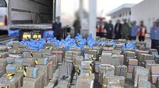 حجز 589 كلغ من مخدر الشيرا بشاحنة للنقل الدولي