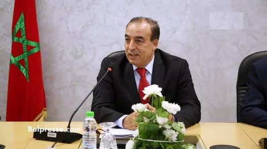 وزير الثقافة والشباب والرياضة الناطق الرسمي باسم الحكومة يستقبل أعضاء المكتب المركزي للنقابة الديمقراطية لقطاع الثقافة