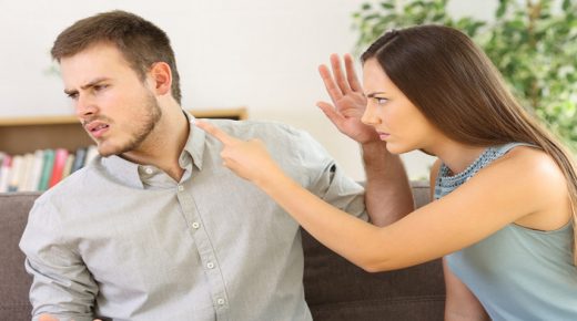 بعض طرق التواصل تدمّر حياتك الزوجية
