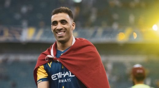 اللاعب “عبد الرزاق حمد الله” يتكفل ب 1000 أسرة في المغرب