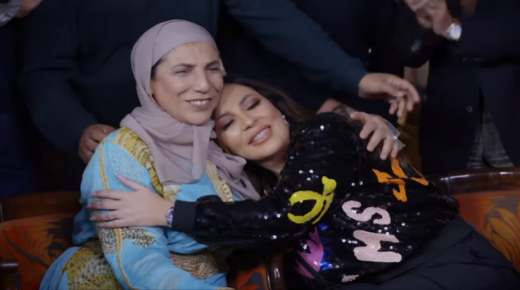 فاطمة الزهراء العروسي في فيديو كليب بعنوان “هذي هي مي”