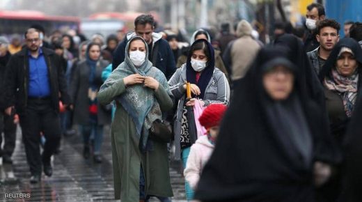 إيران تعلن “تجاوز الخطر، بتسجيل 93 وفاة