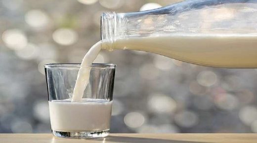 ما هي كمية الحليب التي يجب أن يتناولها شخص تجاوز 50 عام