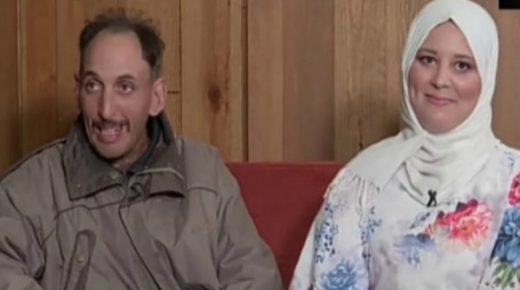 توقيف برامج “كاميرا خفية” بقناة جزائرية أوهمت رجلا فقيرا بالزواج والمال
