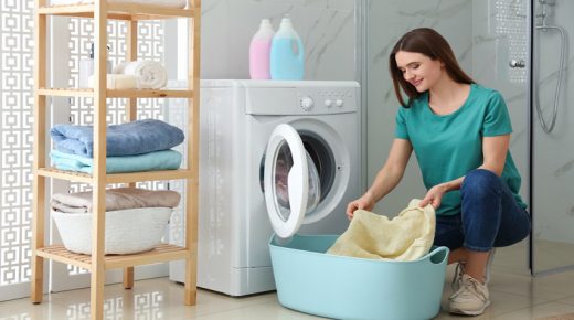 غسيل الملابس بالمياه الساخنة قد يحمي أسرتك من فيروس كورونا المستجد