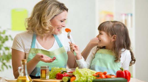 أنشئي لطفلك نظاماً غذائياً يعزّز مناعته ويحميه من فيروس كورونا