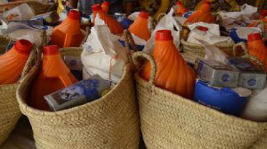 “أكوا باور” تطلق عملية توزيع مواد غذائية ووسائل تعقيم على ساكنة الجماعة الترابية للدشيرة