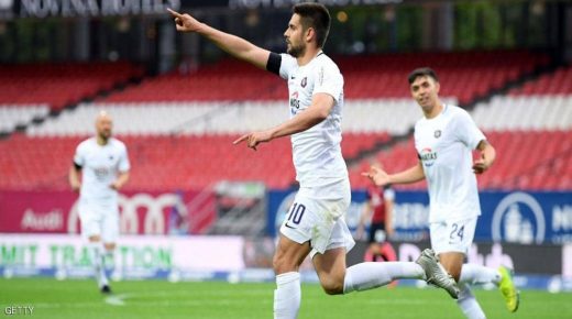 اللاعب الأذربيجاني ديميتري نازاروف يكسر “قواعد كورونا” لهذا السبب.
