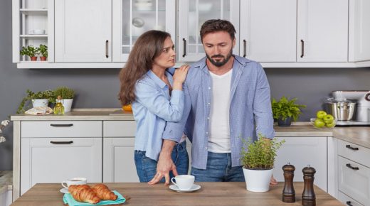 اكتشفي شخصيتك في الحجر الصحي.. هل أنتِ زوجة مسيطرة؟