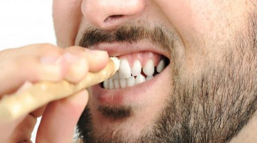 التخلص من رائحة الفم في رمضان