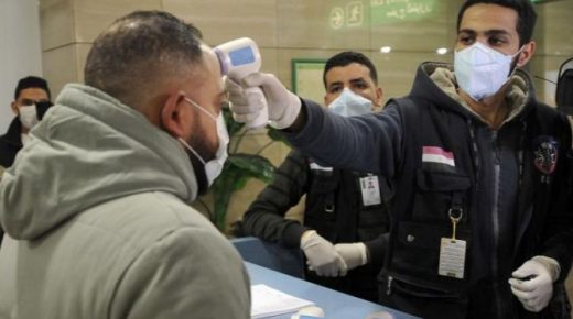 تسجيل 910 إصابات جديدة بفيروس كورونا بمصر
