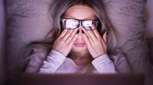 كيف تتجنبين إرهاق عينيك