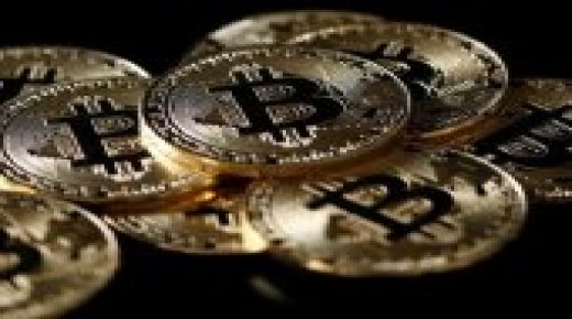 منصة Coinbase توقف مؤقتا معاملات بيتكوين بربع مليون دولار بعد اختراق تويتر