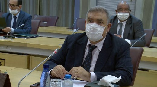 السيد لفتيت يعقد لقاء مع زعماء وممثلي أحزاب سياسية غير ممثلة في البرلمان