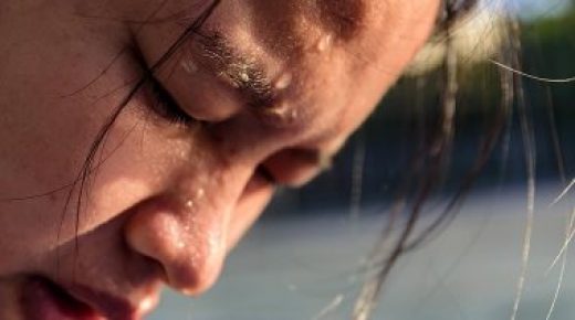 احذر الموجة الحارة.. من هم الأكثر عرضة لمشاكل الحر وكيف نحميهم من المخاطر؟