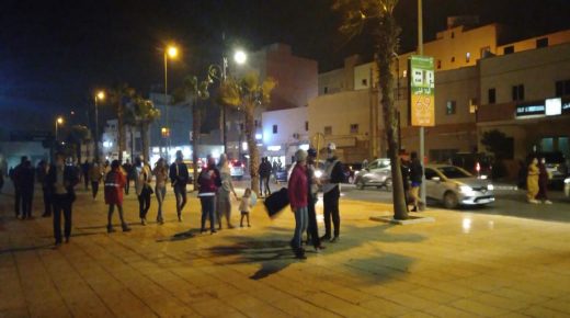 بالصور جمعية البحث و إنقاذ الأرواح البشرية بالبحر بالداخلة تخرج للشارع في حملة تحسيسية بمخاطر كوفيد 19