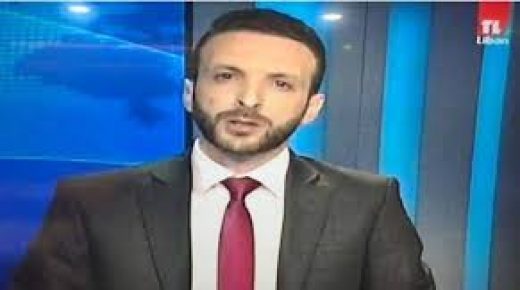 إعلامي لبناني يستقيل على الهواء: “أنا فالل لأنّي قرفت منكن”