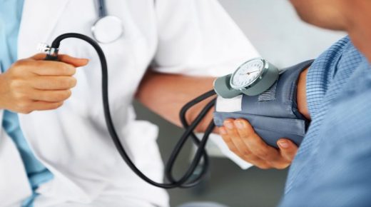 7 خطوات تخفض ضغط الدم مع تقدمك في العمر