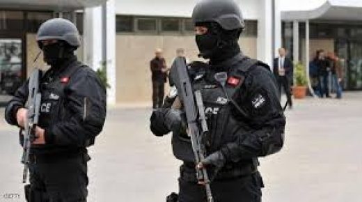 تونس. مقتل رجل أمن و3 مسلحين في “هجوم إرهابي”