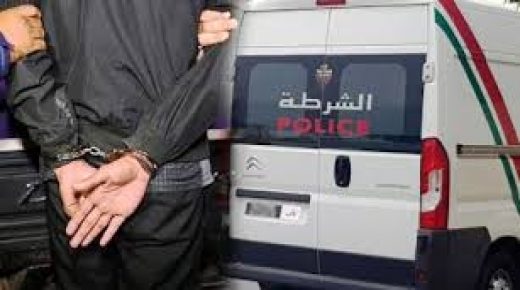 تقديم شخص مشتبه في ارتكابه جناية هتك عرض قاصرات أمام النيابة العامة بطنجة