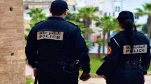 فتح بحث مع ثلاثة أشخاص من بينهم موظفا شرطة للاشتباه في تورطهم في قضية تتعلق بالارتشاء