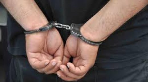 الناظور.. توقيف شخص للاشتباه في تورطه في حيازة وترويج المخدرات والتهديد بواسطة السلاح الأبيض