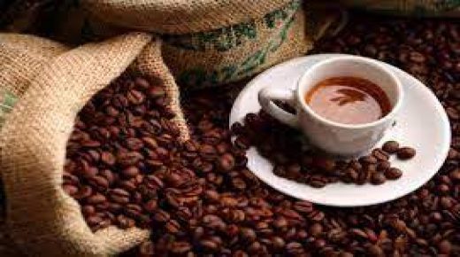 القهوة والشيكولاتة والكيوى تحتوى على مضادات الأكسدة لحمايتك من سرطان الثدى