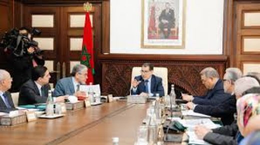 مجلس الحكومة يصادق على مشروع قانون المالية لسنة 2021 وثلاثة مشاريع مراسيم مصاحبة له