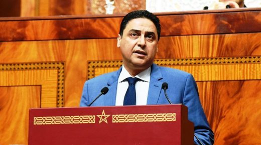 عمر حجيرة يطلع الوزير آيت الطالب عن الواقع الصحي بوجدة ويطلب منه إيفاد لجنة