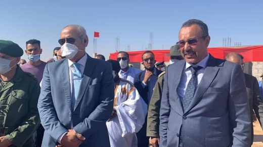 زيارة السيد والي الجهة لورش بناء 50 وحدة سكنية بمركز بئرنزران الذي يشرف عليه المجلس الجهوي.