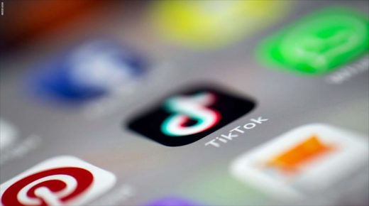 تيك توك ضمن التطبيقات المحظورة في الهند.