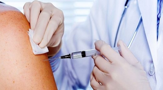 الحكومة البلجيكية تعلن “أن اللقاح سيكون مجانيا لكل مواطن”