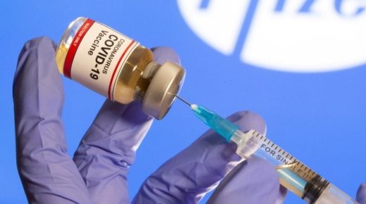 متطوعون تلقوا لقاح فايزر يكشفون الأعراض الجانبية